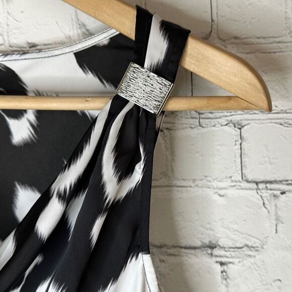 White House Black Market Beauty Star Cowl Sleeveless Blouse size small NEW - Picture 4 of 8